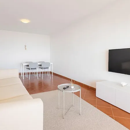 Almarea Ocean View & Private Panoramic Terrace Ναζαρέ